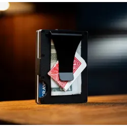 Descubre D.T.W Deck to Wallet BY hENRY hARRIUS | As de Magia